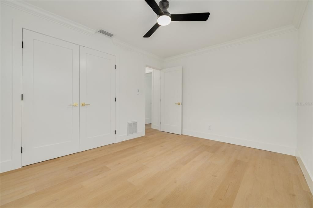 For Sale: $549,000 (3 beds, 2 baths, 1498 Square Feet)