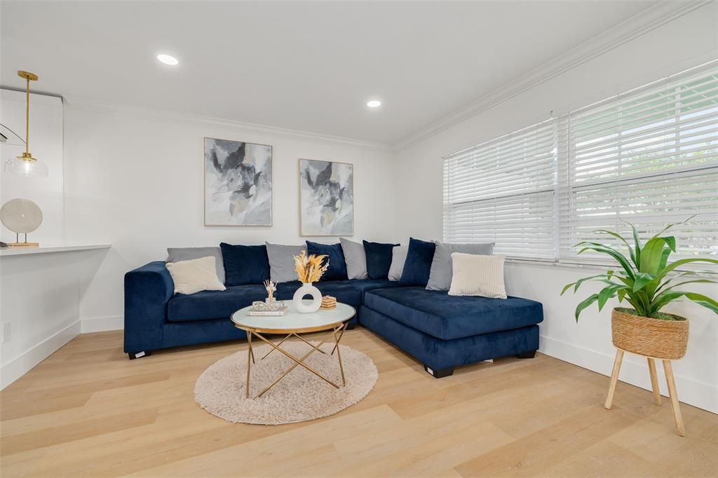 For Sale: $549,000 (3 beds, 2 baths, 1498 Square Feet)