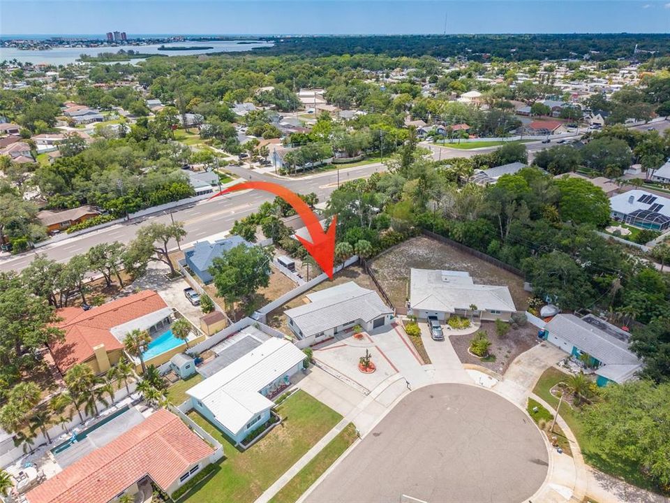 For Sale: $549,000 (3 beds, 2 baths, 1498 Square Feet)
