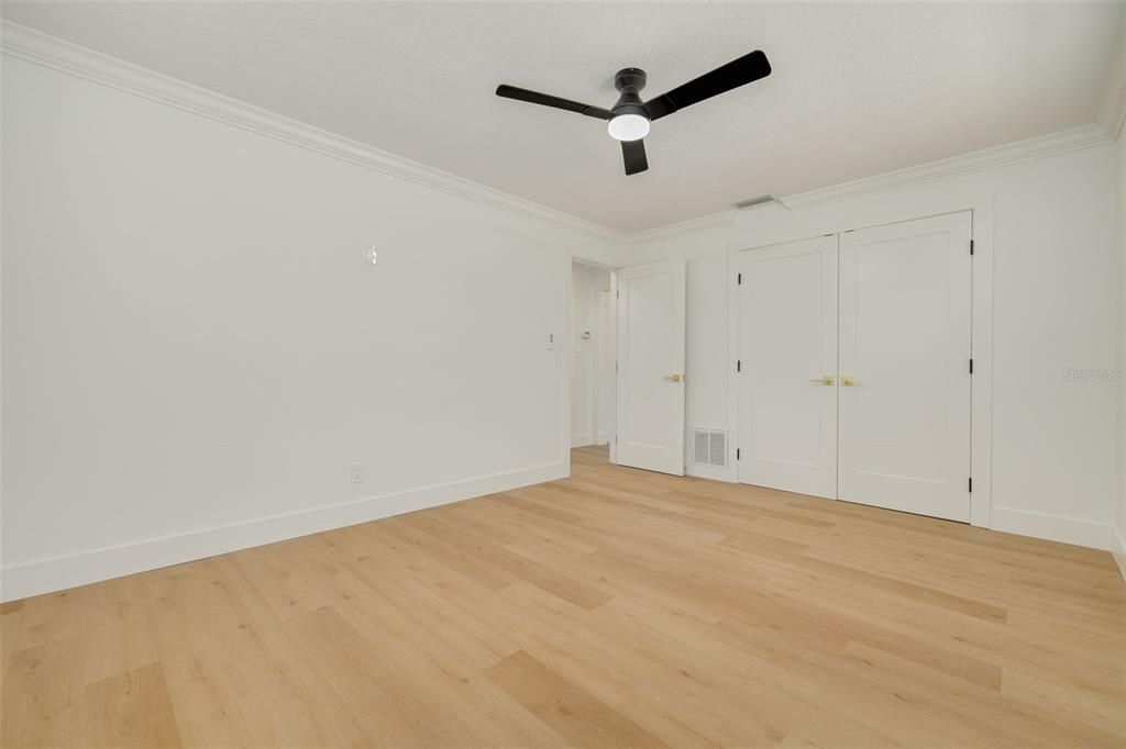For Sale: $549,000 (3 beds, 2 baths, 1498 Square Feet)