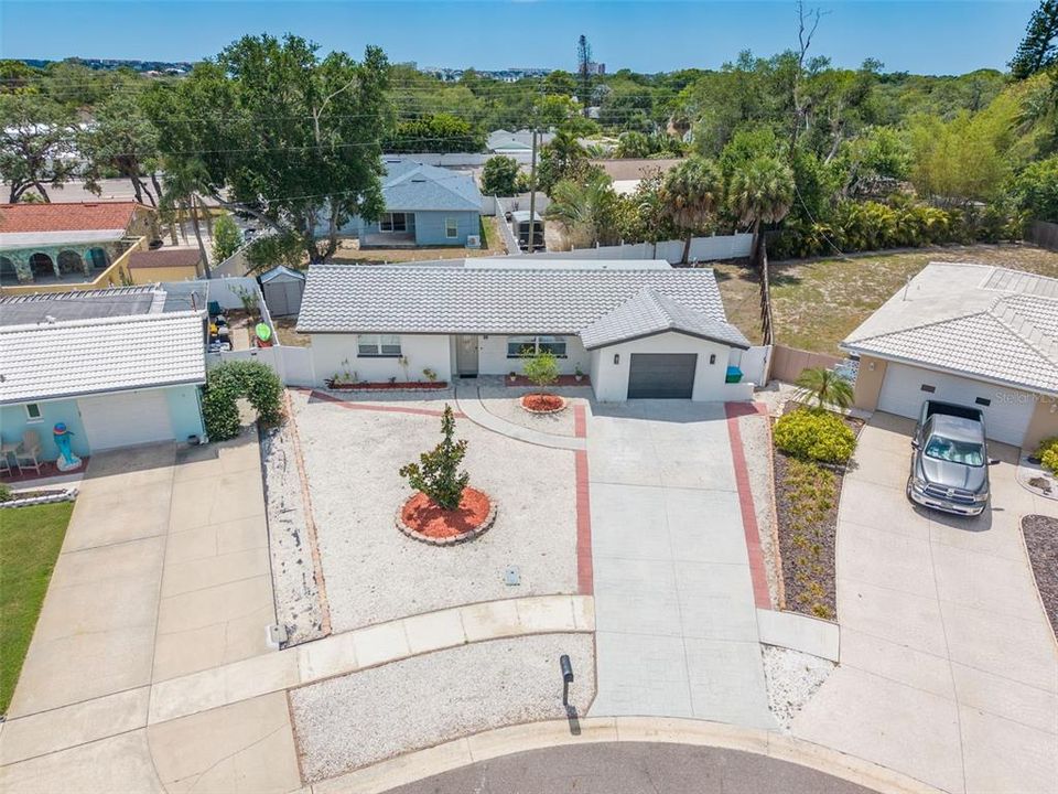 For Sale: $549,000 (3 beds, 2 baths, 1498 Square Feet)