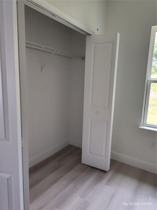 For Rent: $1,800 (4 beds, 2 baths, 1800 Square Feet)