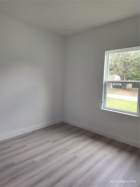 For Rent: $1,800 (4 beds, 2 baths, 1800 Square Feet)