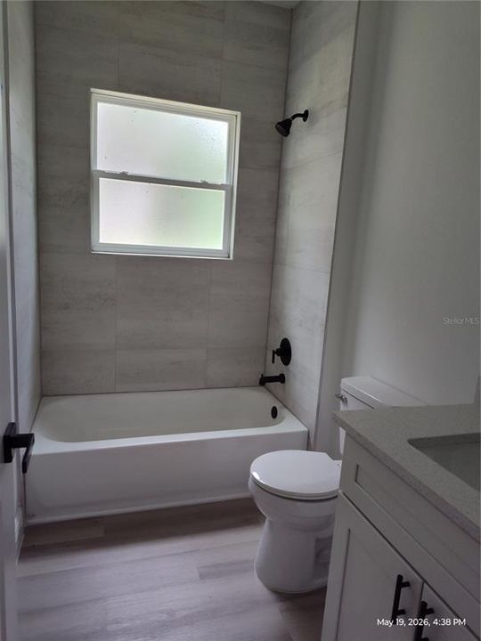 For Rent: $1,800 (4 beds, 2 baths, 1800 Square Feet)