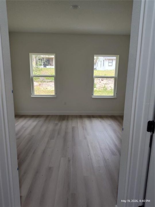 For Rent: $1,800 (4 beds, 2 baths, 1800 Square Feet)