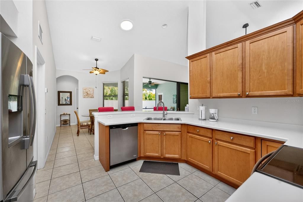 En Venta: $343,900 (3 camas, 2 baños, 2166 Pies cuadrados)