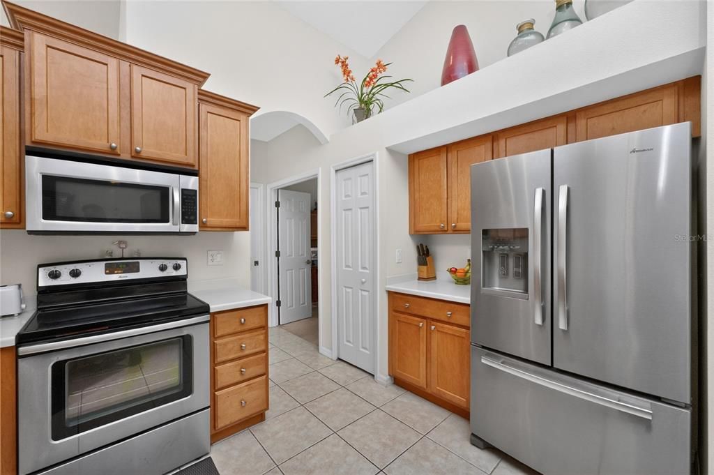 En Venta: $343,900 (3 camas, 2 baños, 2166 Pies cuadrados)