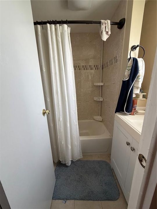 For Sale: $135,000 (2 beds, 2 baths, 828 Square Feet)