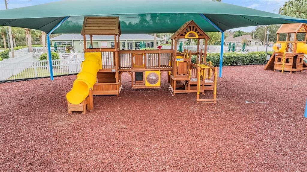 На продажу: $440,000 (4 спален, 2 ванн, 2181 Квадратных фут)