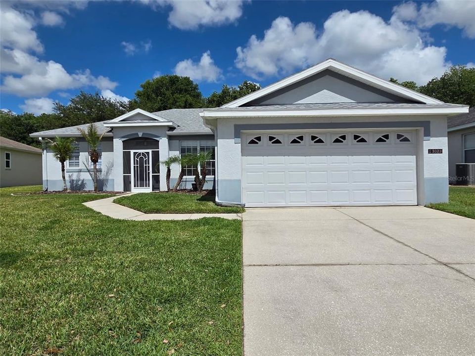 For Rent: $2,600 (3 beds, 2 baths, 1704 Square Feet)