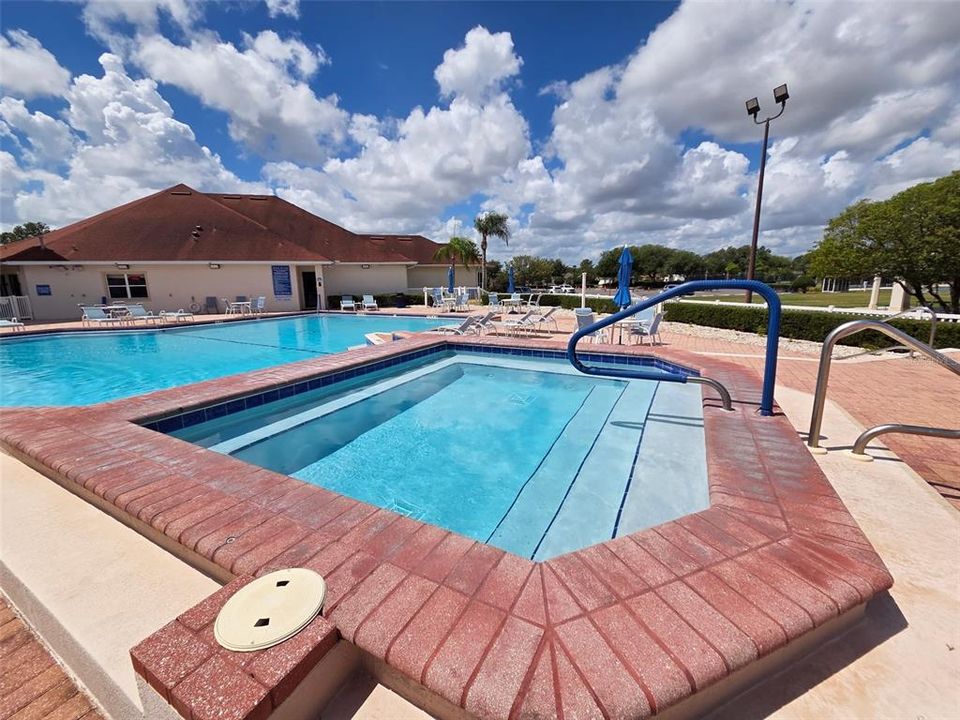 For Rent: $2,600 (3 beds, 2 baths, 1704 Square Feet)