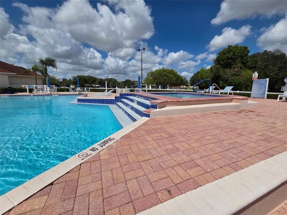 For Rent: $2,600 (3 beds, 2 baths, 1704 Square Feet)