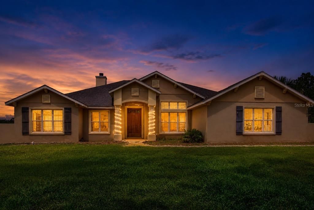 En Venta: $1,195,000 (3 camas, 2 baños, 2232 Pies cuadrados)