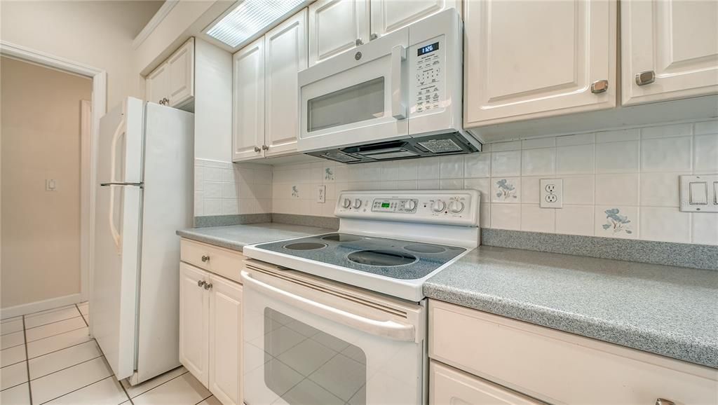 На продажу: $289,000 (3 спален, 2 ванн, 1491 Квадратных фут)