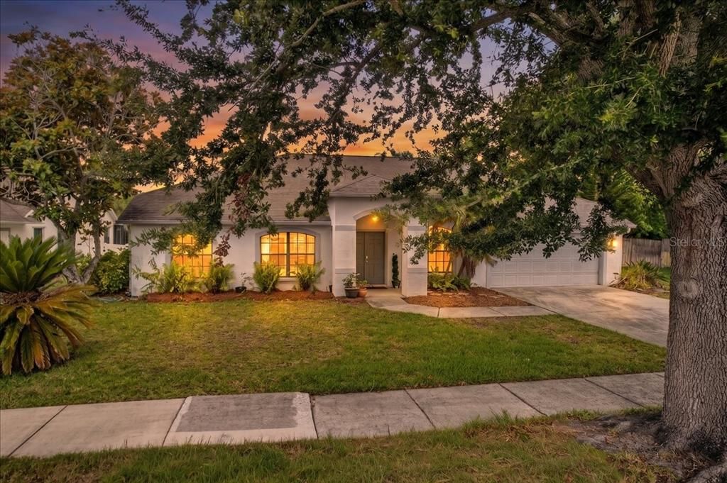 For Sale: $489,950 (3 beds, 2 baths, 1892 Square Feet)
