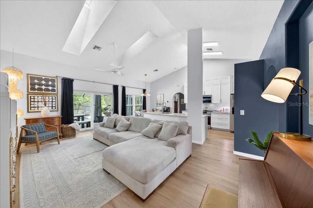 For Sale: $489,950 (3 beds, 2 baths, 1892 Square Feet)