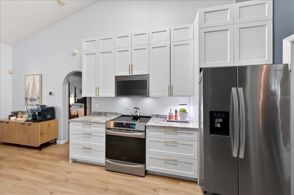 For Sale: $489,950 (3 beds, 2 baths, 1892 Square Feet)
