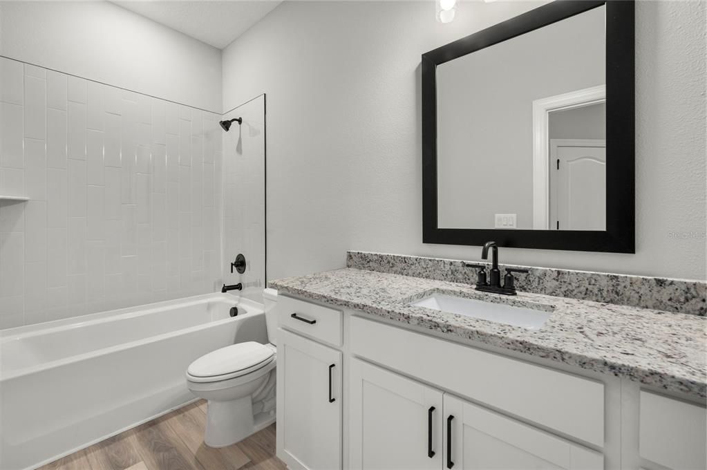 For Sale: $445,900 (3 beds, 2 baths, 1553 Square Feet)