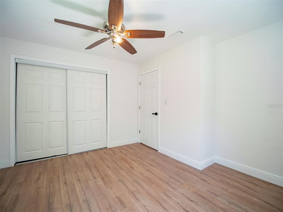 For Sale: $192,000 (3 beds, 1 baths, 1080 Square Feet)