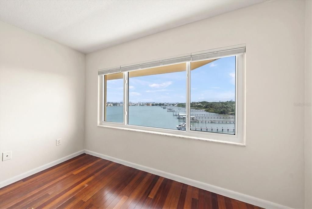For Sale: $447,000 (2 beds, 2 baths, 1440 Square Feet)