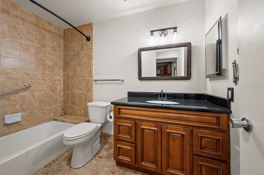 For Sale: $447,000 (2 beds, 2 baths, 1440 Square Feet)