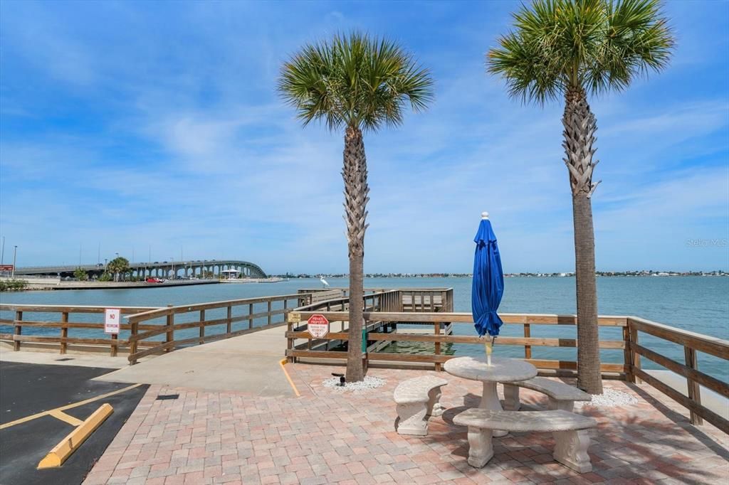 For Sale: $447,000 (2 beds, 2 baths, 1440 Square Feet)