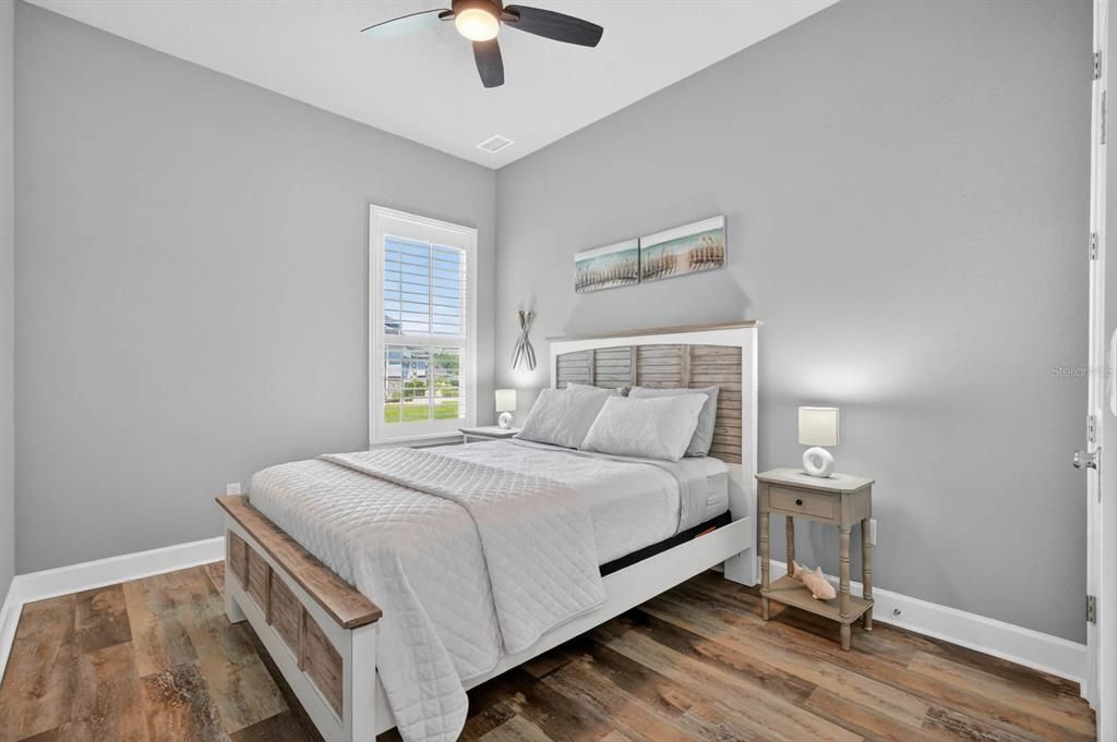 Active With Contract: $368,000 (2 beds, 2 baths, 1526 Square Feet)