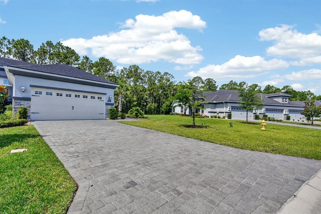 Active With Contract: $368,000 (2 beds, 2 baths, 1526 Square Feet)
