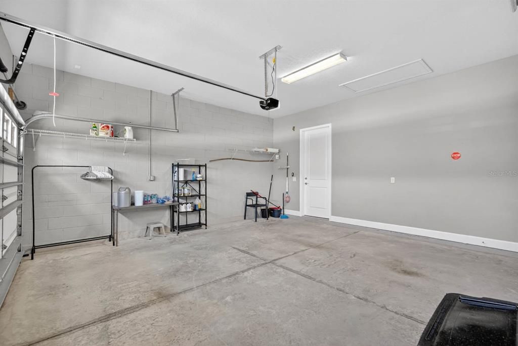 Active With Contract: $368,000 (2 beds, 2 baths, 1526 Square Feet)