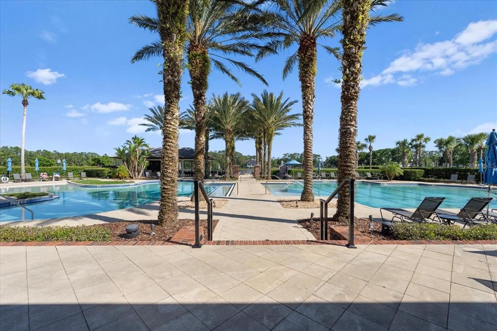Active With Contract: $368,000 (2 beds, 2 baths, 1526 Square Feet)