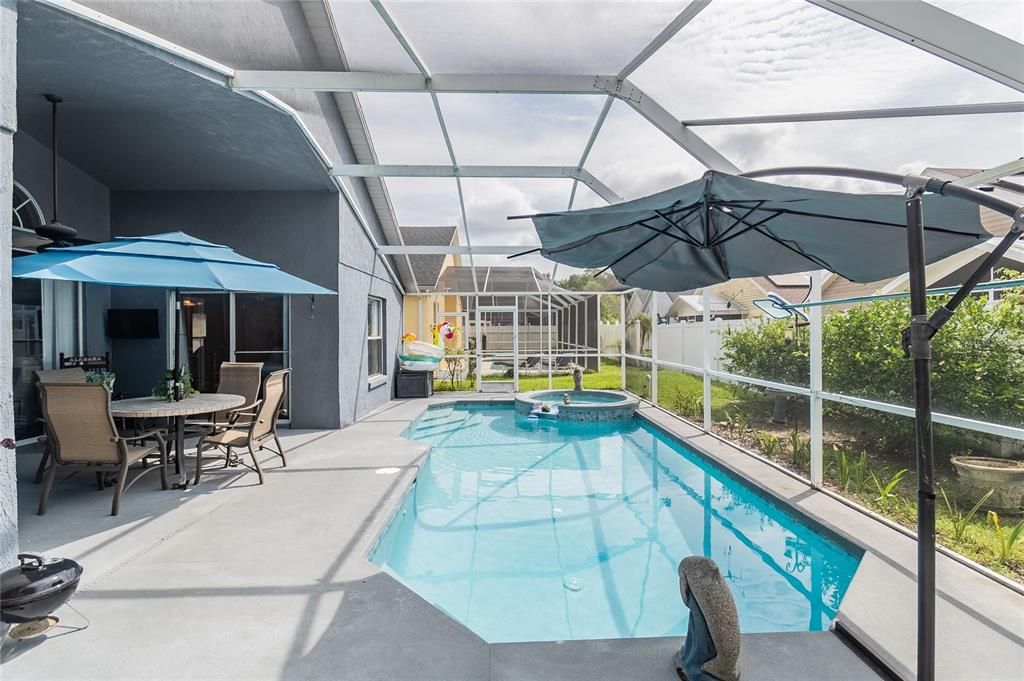 For Sale: $375,000 (4 beds, 3 baths, 1780 Square Feet)