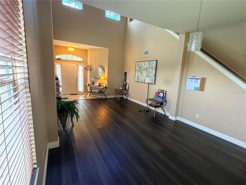 For Sale: $360,000 (4 beds, 2 baths, 2193 Square Feet)