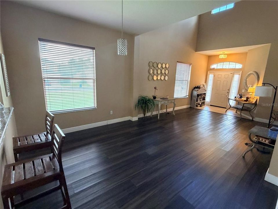 For Sale: $360,000 (4 beds, 2 baths, 2193 Square Feet)