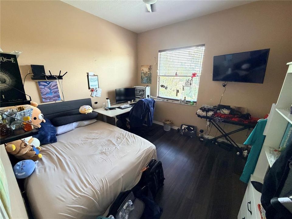 For Sale: $360,000 (4 beds, 2 baths, 2193 Square Feet)