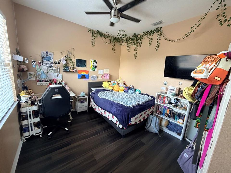 For Sale: $360,000 (4 beds, 2 baths, 2193 Square Feet)