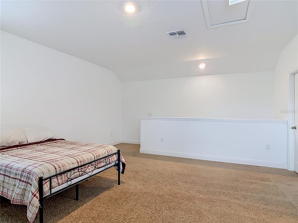В аренду: $2,750 (4 спален, 3 ванн, 2334 Квадратных фут)