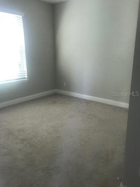 Activo con contrato: $690,000 (4 camas, 3 baños, 2224 Pies cuadrados)