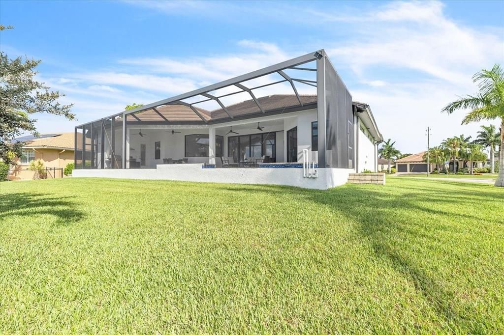 For Sale: $1,500,000 (3 beds, 3 baths, 2530 Square Feet)