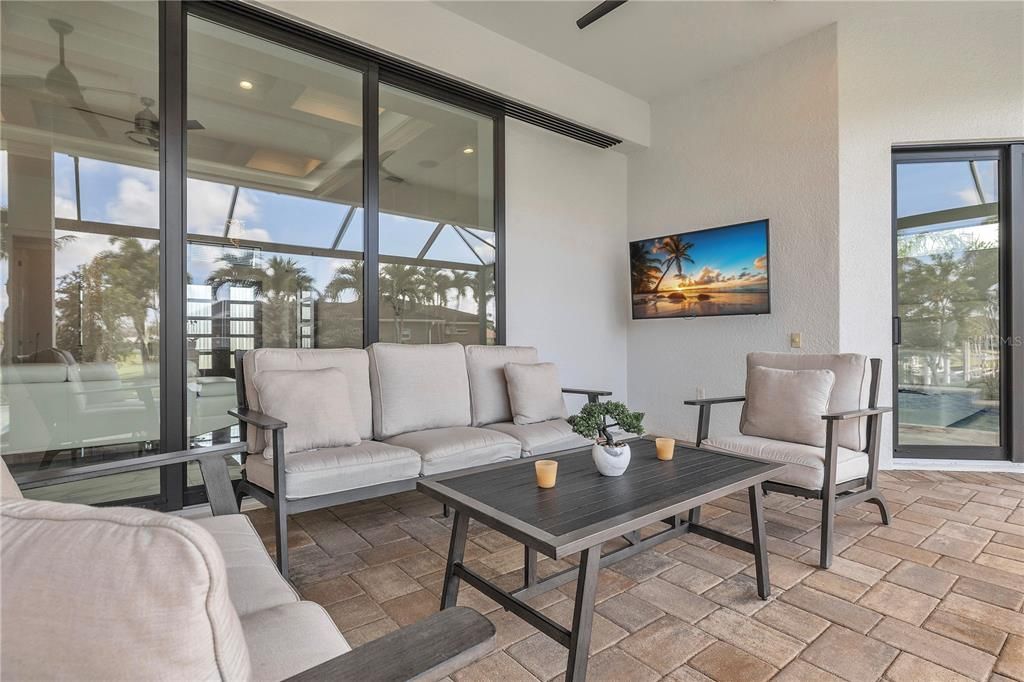 For Sale: $1,500,000 (3 beds, 3 baths, 2530 Square Feet)