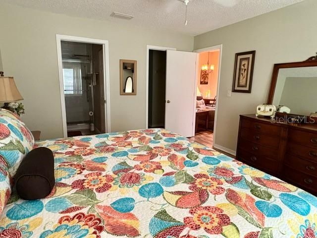 En Venta: $147,000 (2 camas, 2 baños, 1073 Pies cuadrados)