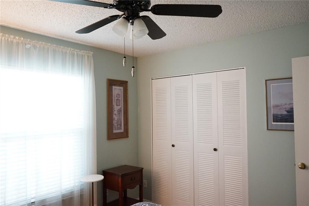 En Venta: $147,000 (2 camas, 2 baños, 1073 Pies cuadrados)