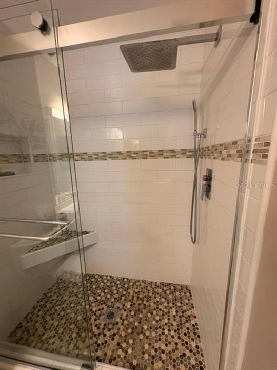 En Venta: $147,000 (2 camas, 2 baños, 1073 Pies cuadrados)