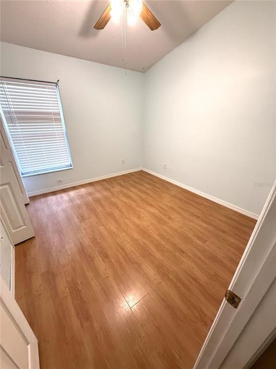 En Renta: $2,400 (4 camas, 2 baños, 2085 Pies cuadrados)