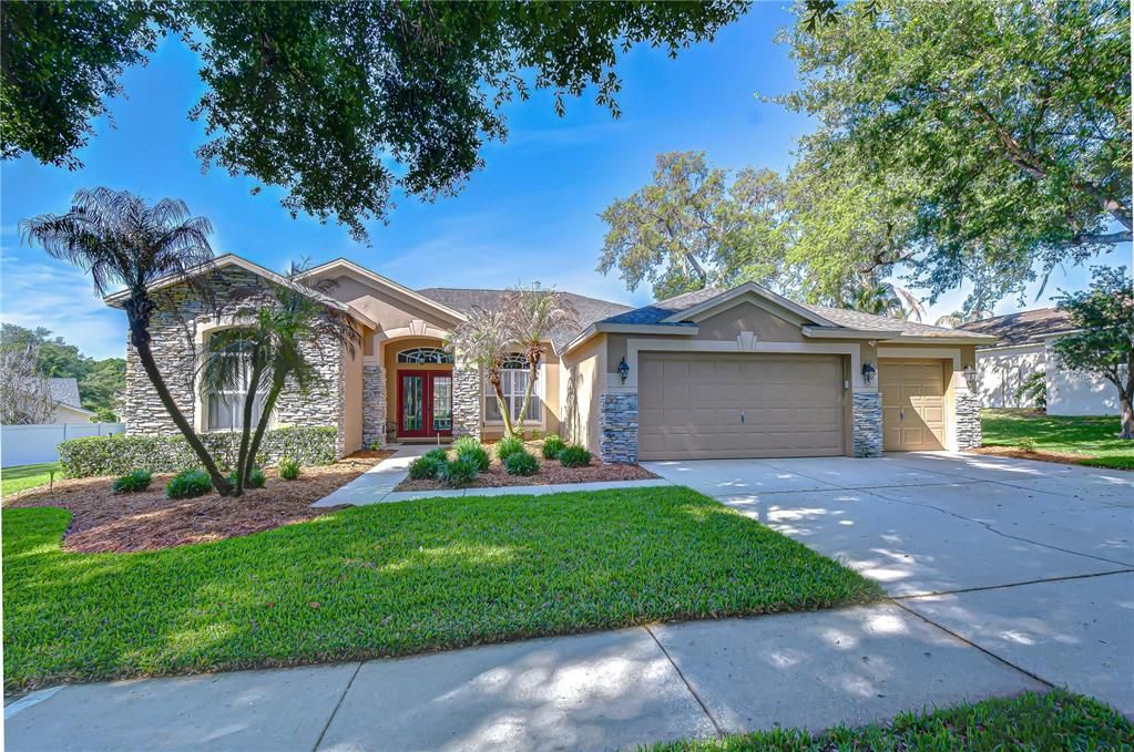 For Sale: $685,000 (5 beds, 3 baths, 3232 Square Feet)
