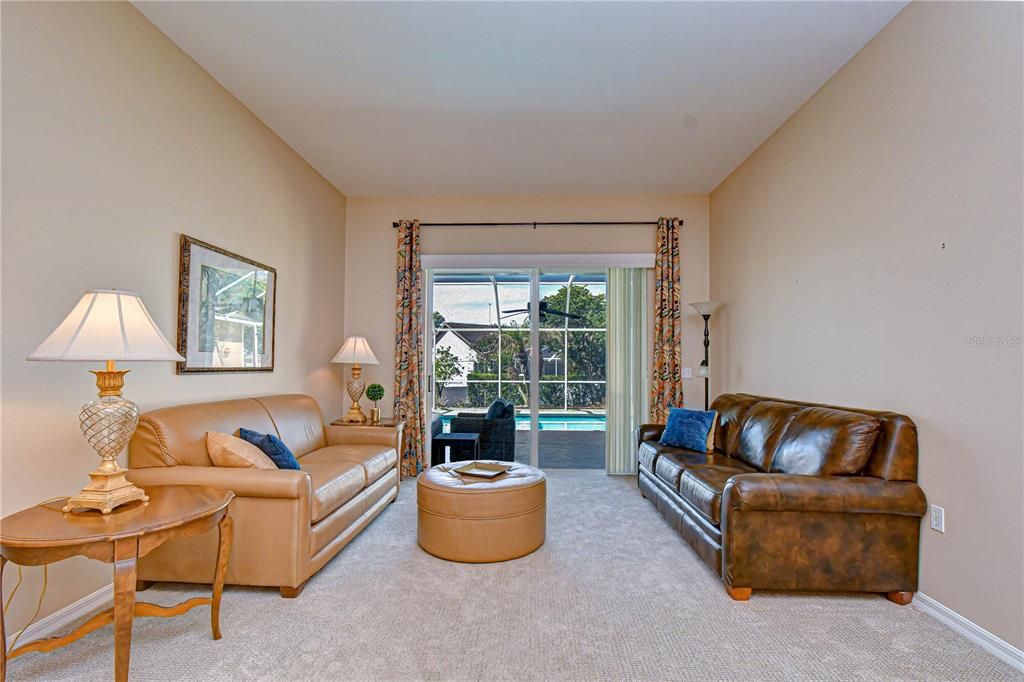 For Sale: $685,000 (5 beds, 3 baths, 3232 Square Feet)