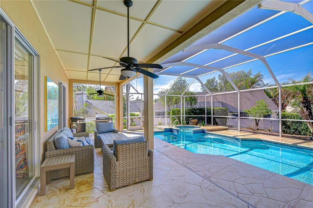 For Sale: $685,000 (5 beds, 3 baths, 3232 Square Feet)