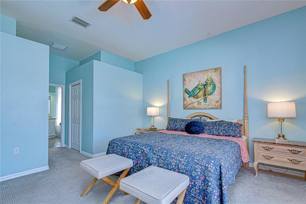 For Sale: $685,000 (5 beds, 3 baths, 3232 Square Feet)