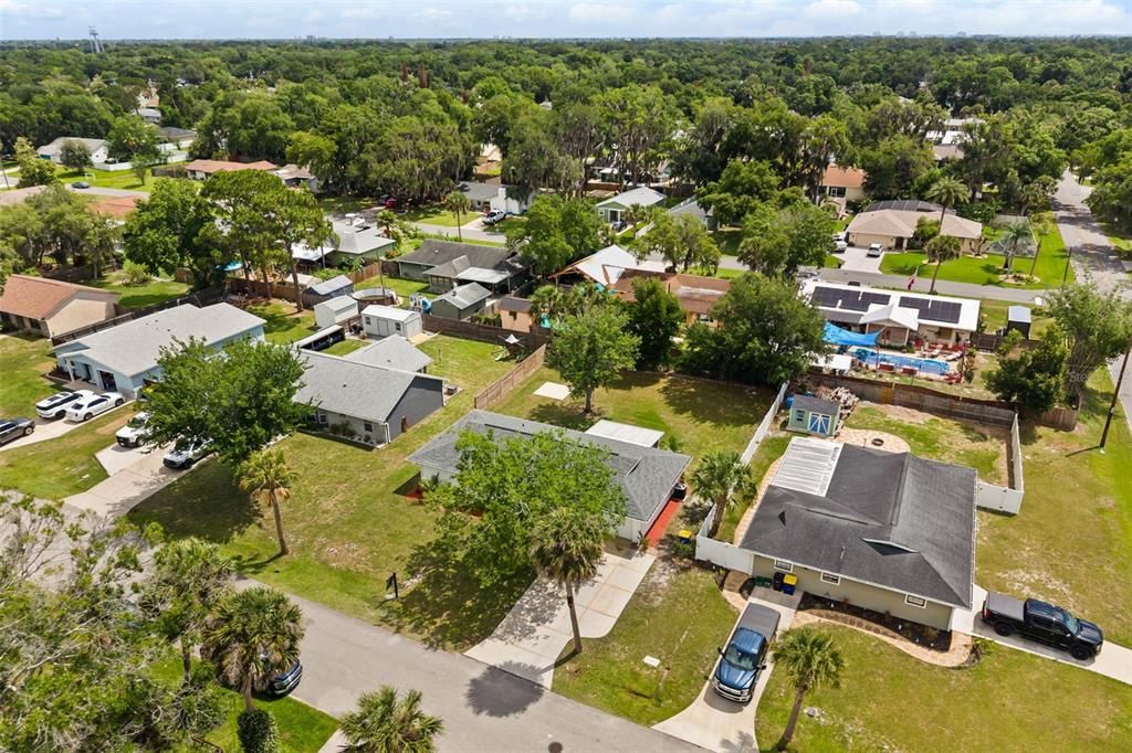 Activo con contrato: $299,900 (2 camas, 2 baños, 1196 Pies cuadrados)
