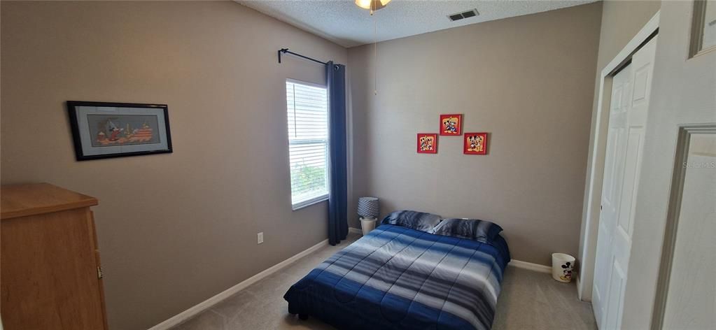 For Sale: $425,000 (4 beds, 3 baths, 2384 Square Feet)