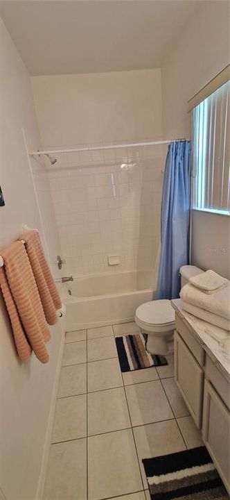 For Sale: $425,000 (4 beds, 3 baths, 2384 Square Feet)
